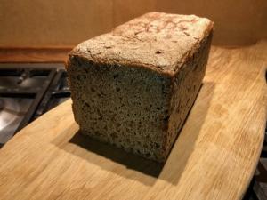 Rugbrød uden kerner - KUN rug - Cirka 1 kg