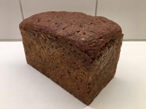 Rugbrød med kerner - Cirka 1 kg