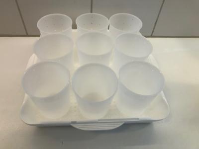 Picture 4 of 4 - Round mould - Chevre - Conical with bottom - Ø 6,3 - 7,7 cm, H 9,6 cm - Der kan stå 9 stk. forme i ostebakkerne