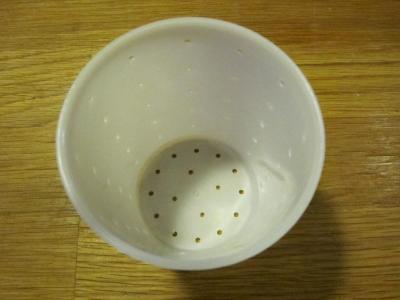 Picture of Round mould - Chevre - Conical with bottom - Ø 6,3 - 7,7 cm, H 9,6 cm