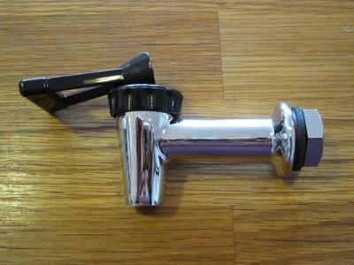 Picture of Cromed tap with black handle - fittet