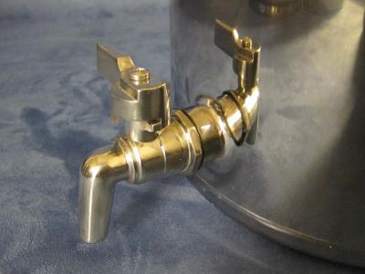 Billede 3 af 3 - Milk Can with tap - 10 litres